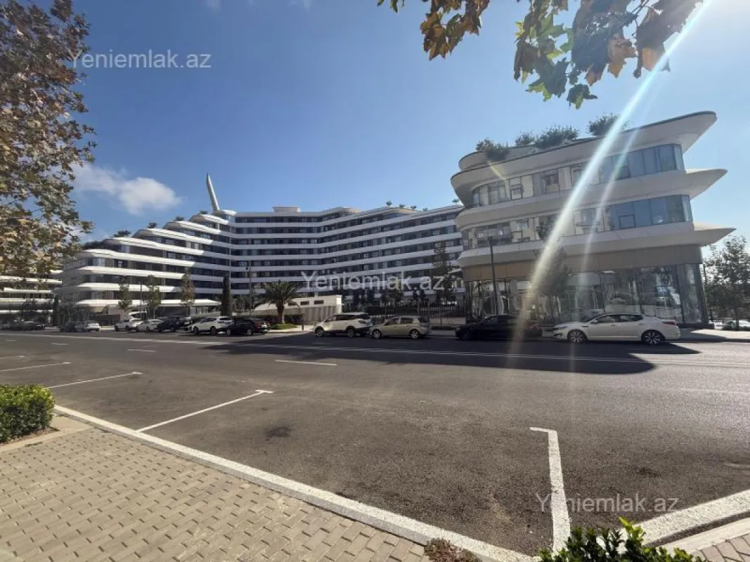 Satılır 3 otaqlı yeni tikili 140 m²