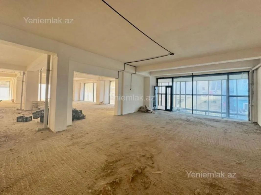 Satılır 16 otaqlı obyekt 740 m²
