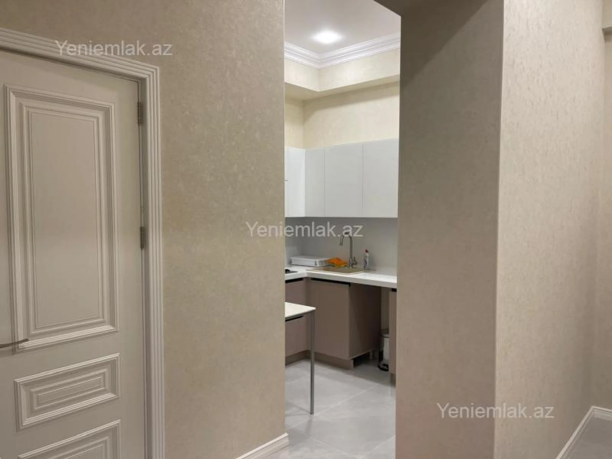 Satılır 2 otaqlı yeni tikili 64 m²