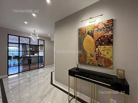 Satılır 4 otaqlı yeni tikili 205 m²