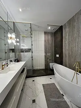 Satılır 4 otaqlı yeni tikili 205 m²