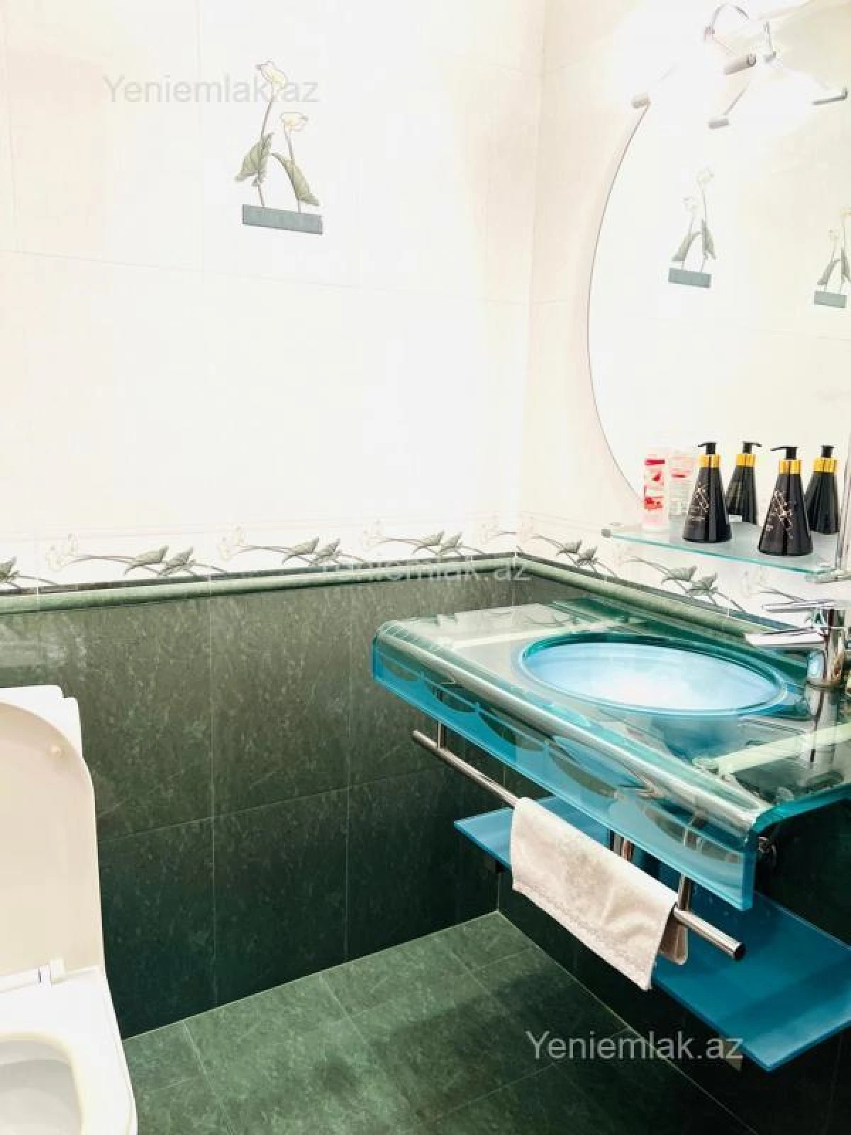 Satılır 4 otaqlı yeni tikili 153 m²