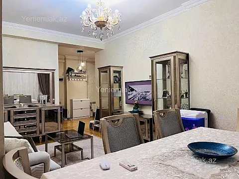 Satılır 3 otaqlı yeni tikili 100 m²