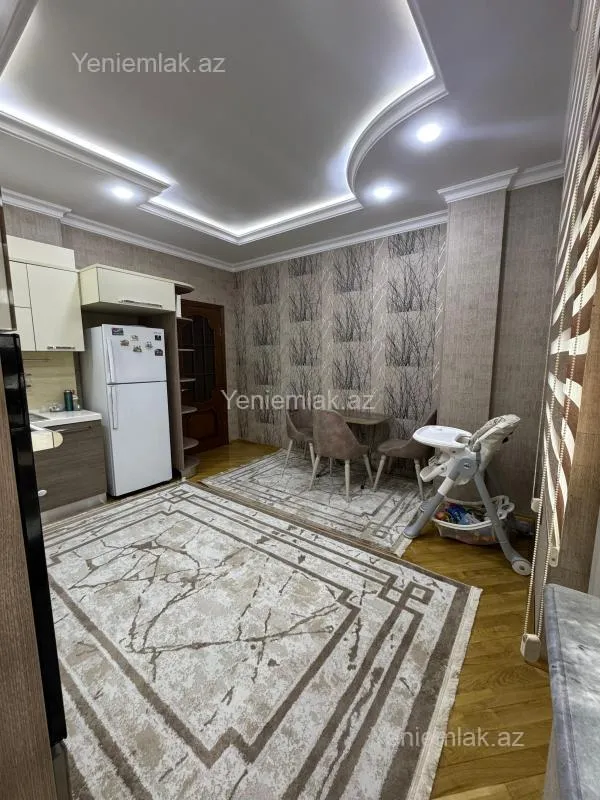 Satılır 3 otaqlı yeni tikili 120 m²