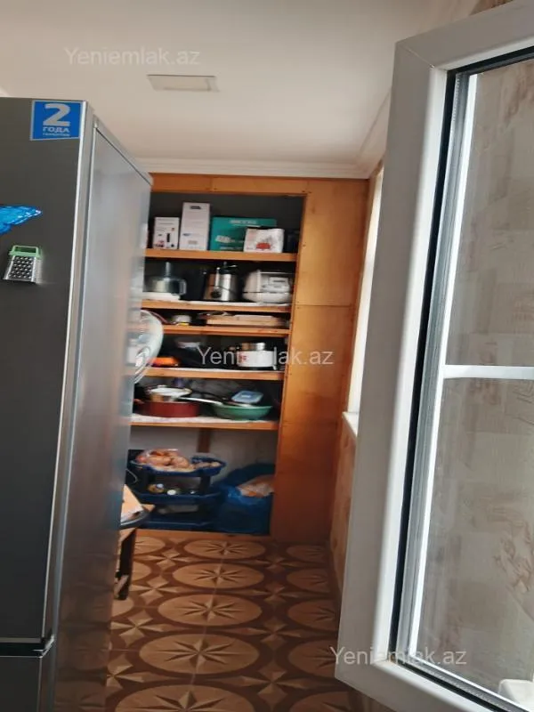 Satılır 1 otaqlı köhnə tikili 36 m²