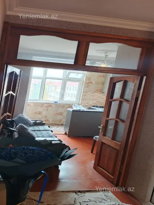 Satılır 1 otaqlı köhnə tikili 36 m²