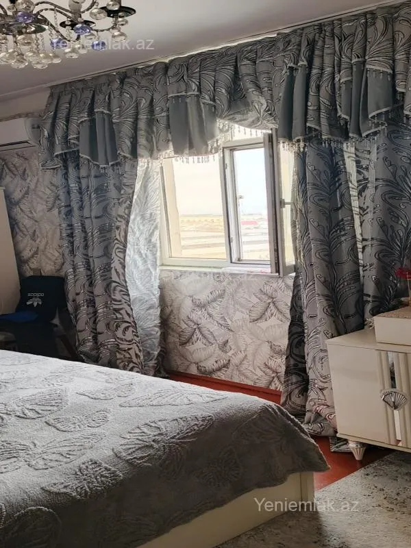Satılır 1 otaqlı köhnə tikili 36 m²