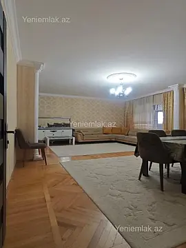 Satılır 4 otaqlı köhnə tikili 125 m²