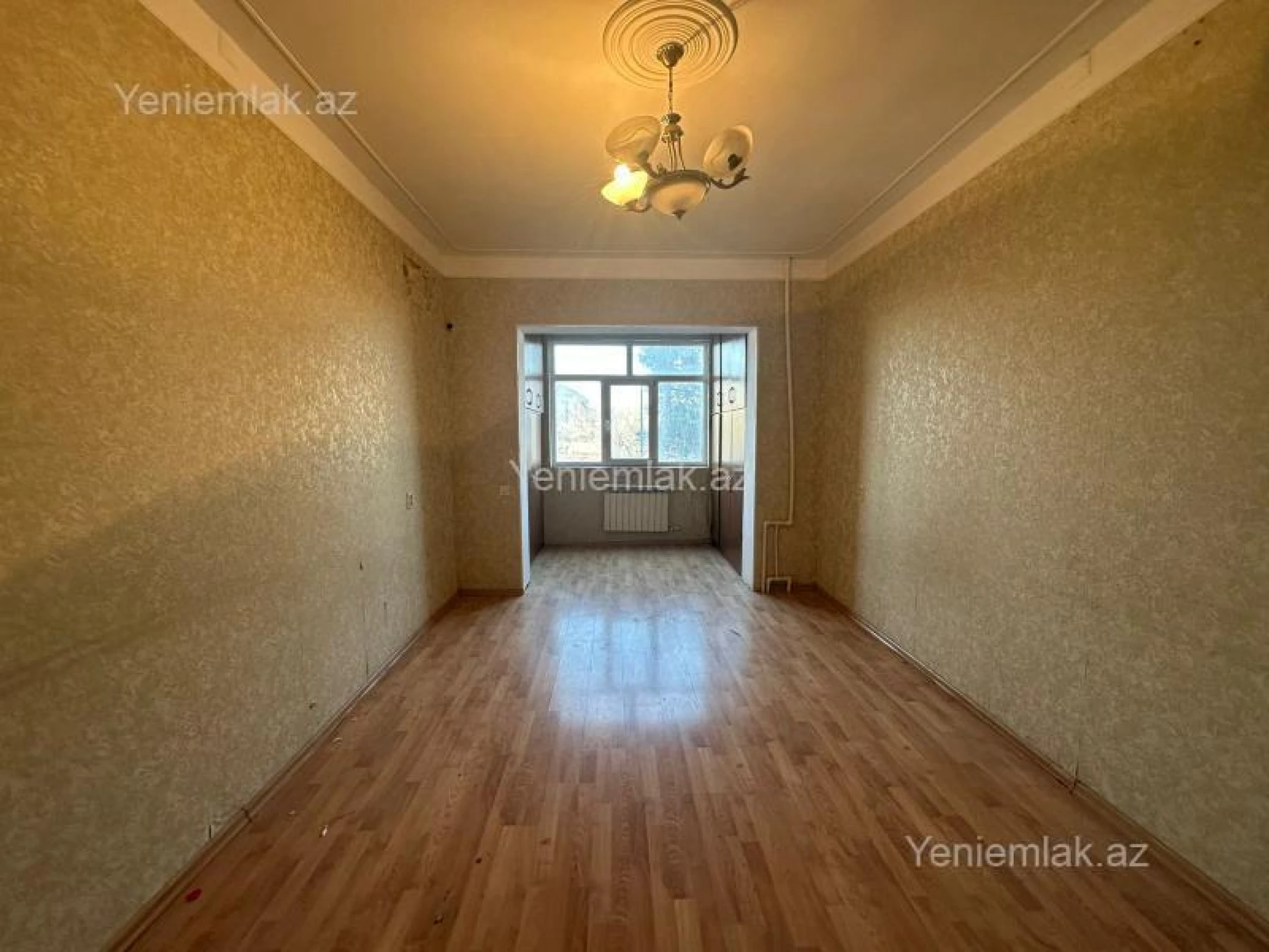 Satılır 3 otaqlı köhnə tikili 80 m²