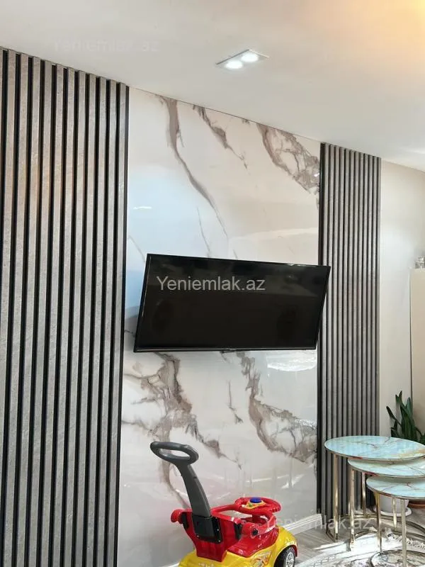 Satılır 3 otaqlı köhnə tikili 70 m²