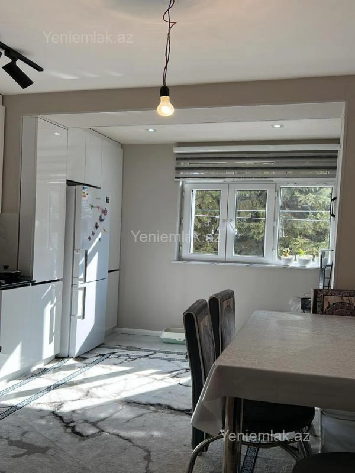 Satılır 3 otaqlı köhnə tikili 70 m²