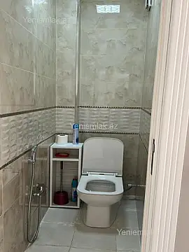 Satılır 3 otaqlı köhnə tikili 70 m²