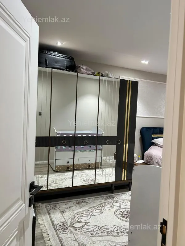 Satılır 3 otaqlı köhnə tikili 70 m²