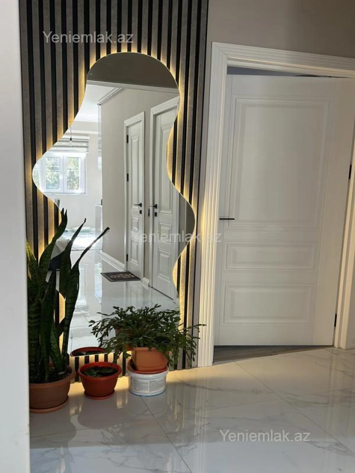 Satılır 3 otaqlı köhnə tikili 70 m²