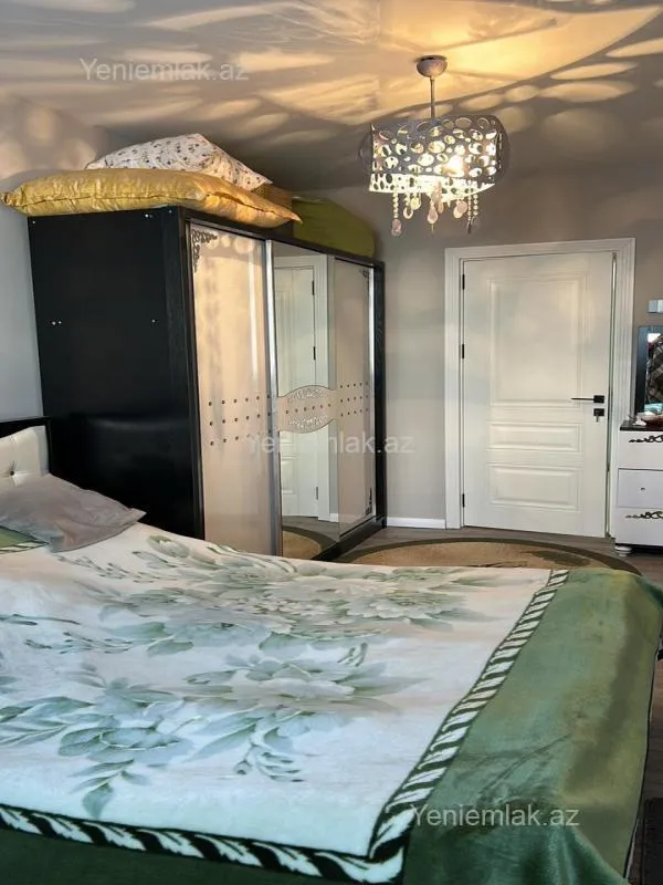 Satılır 3 otaqlı köhnə tikili 70 m²