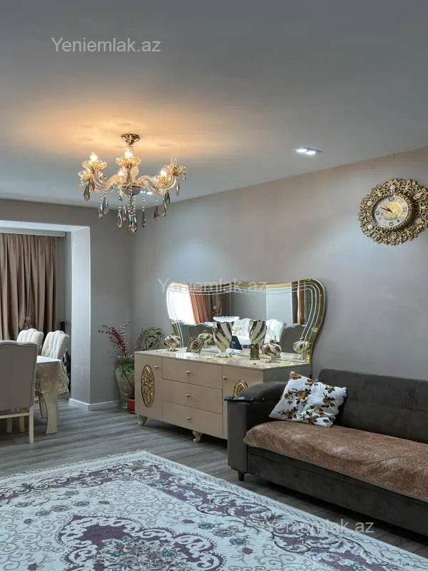 Satılır 3 otaqlı köhnə tikili 70 m²