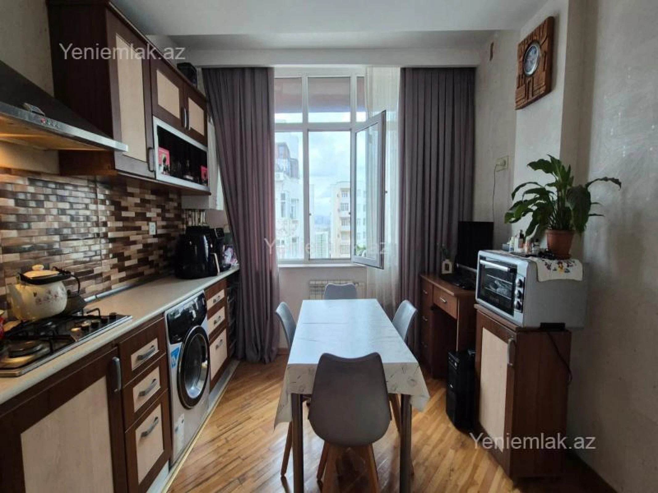 Satılır 3 otaqlı yeni tikili 86 m²