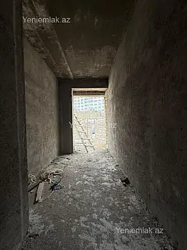 Satılır 4 otaqlı həyət evi 240 m²