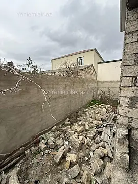 Satılır 4 otaqlı həyət evi 240 m²