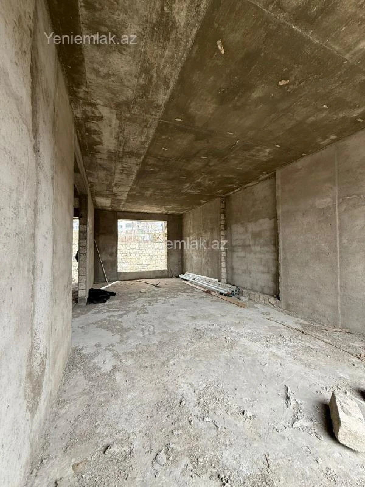 Satılır 4 otaqlı həyət evi 240 m²