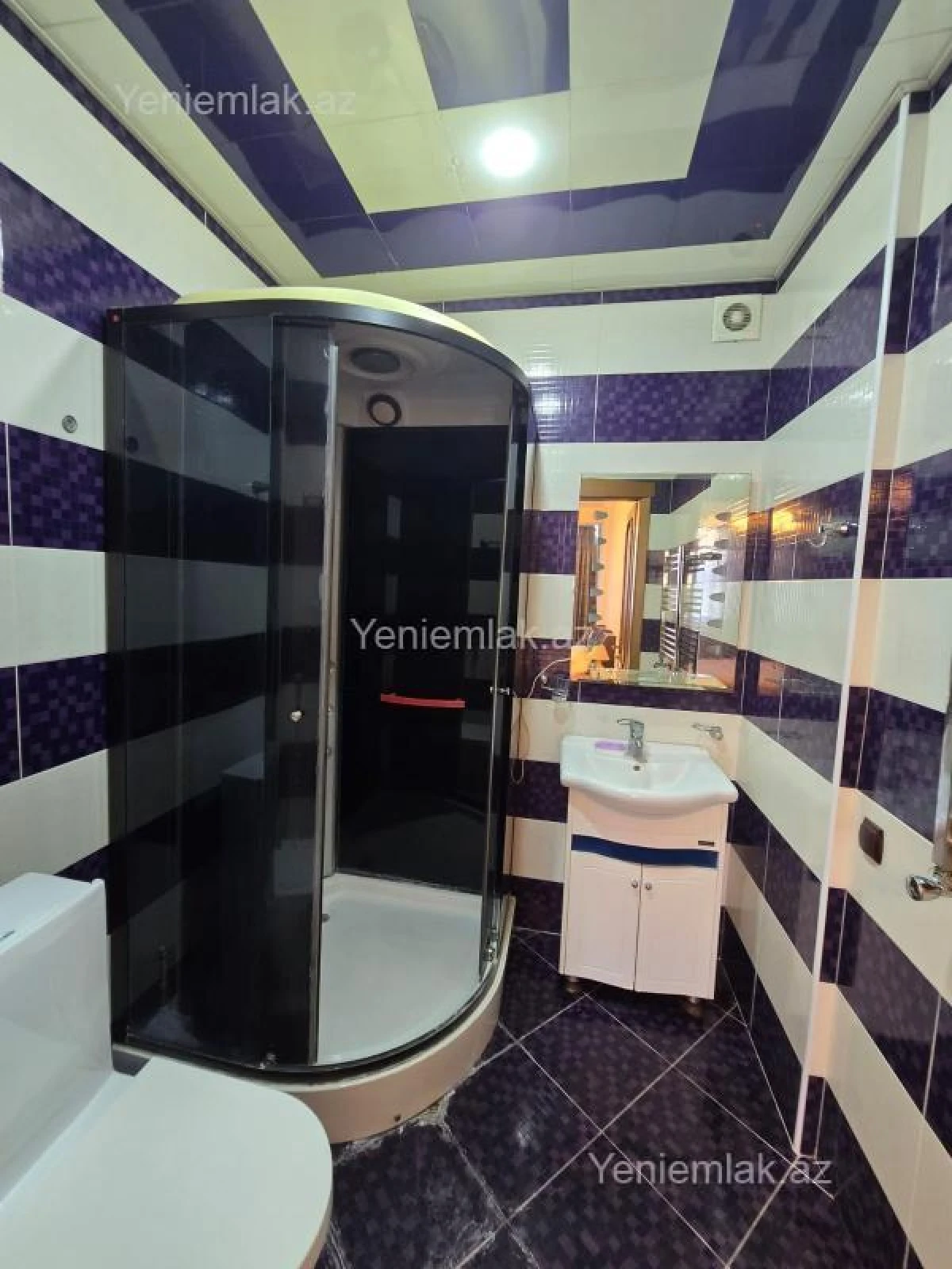 Satılır 3 otaqlı yeni tikili 175 m²