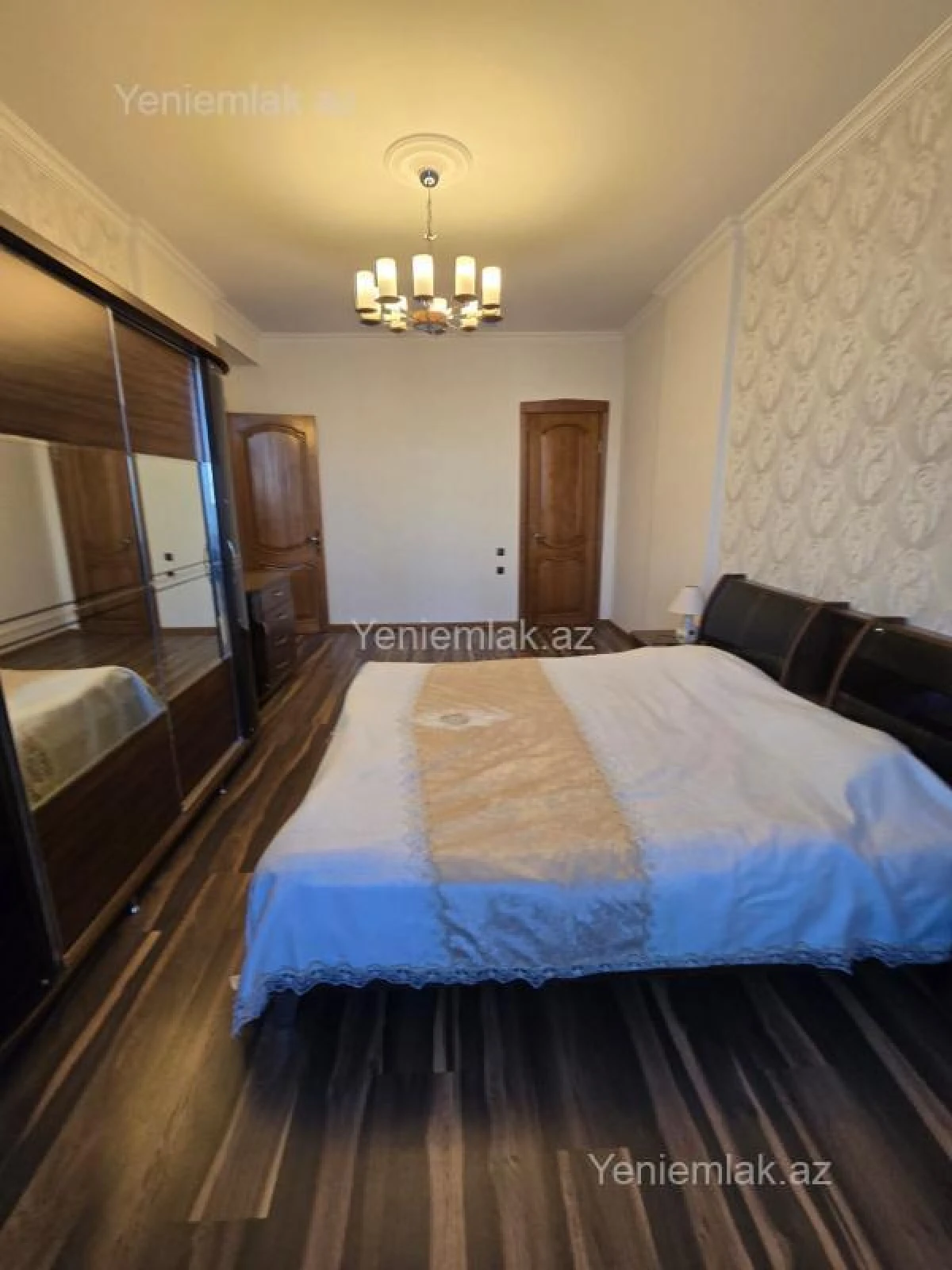 Satılır 3 otaqlı yeni tikili 175 m²