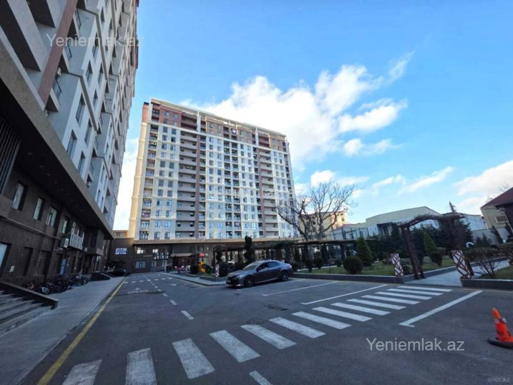 Satılır 3 otaqlı yeni tikili 140 m²