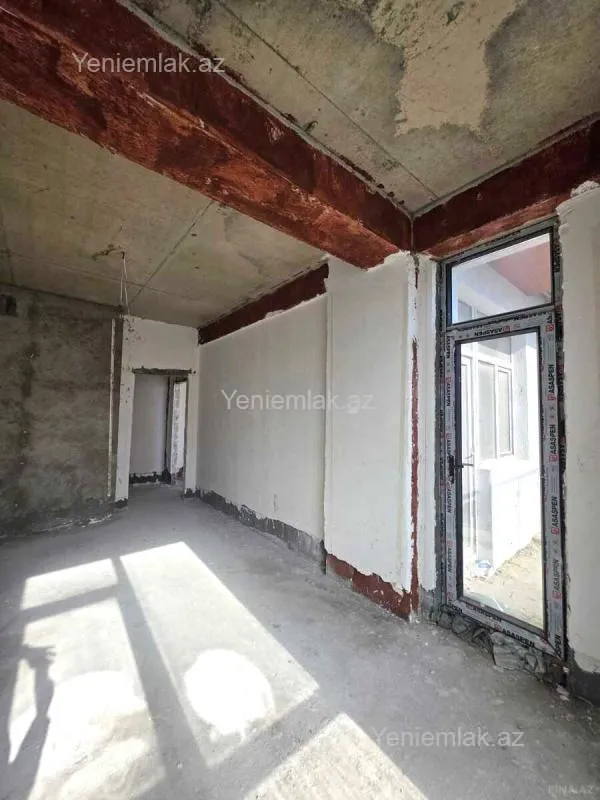 Satılır 3 otaqlı yeni tikili 140 m²