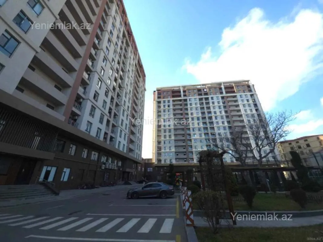 Satılır 3 otaqlı yeni tikili 140 m²