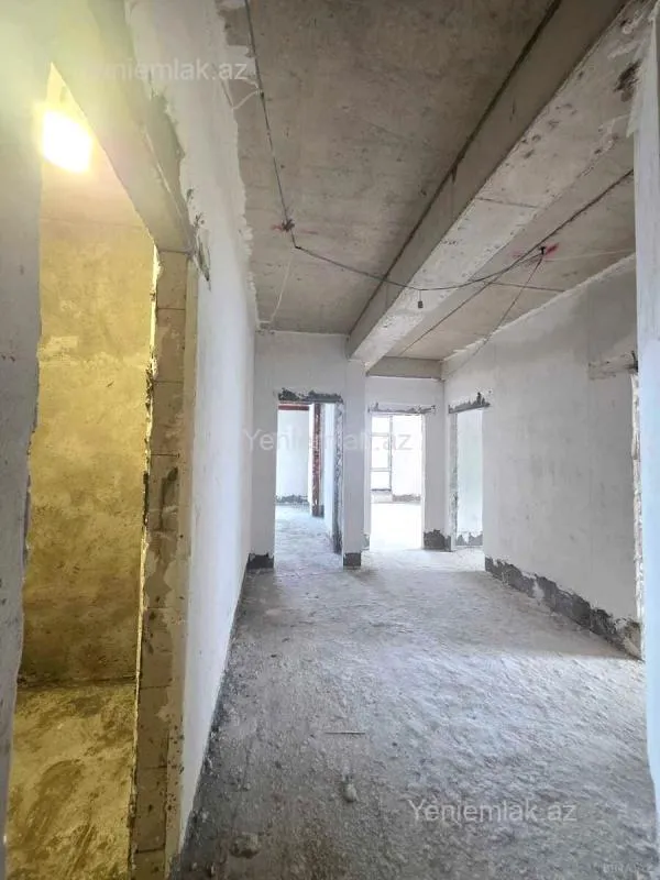 Satılır 3 otaqlı yeni tikili 140 m²