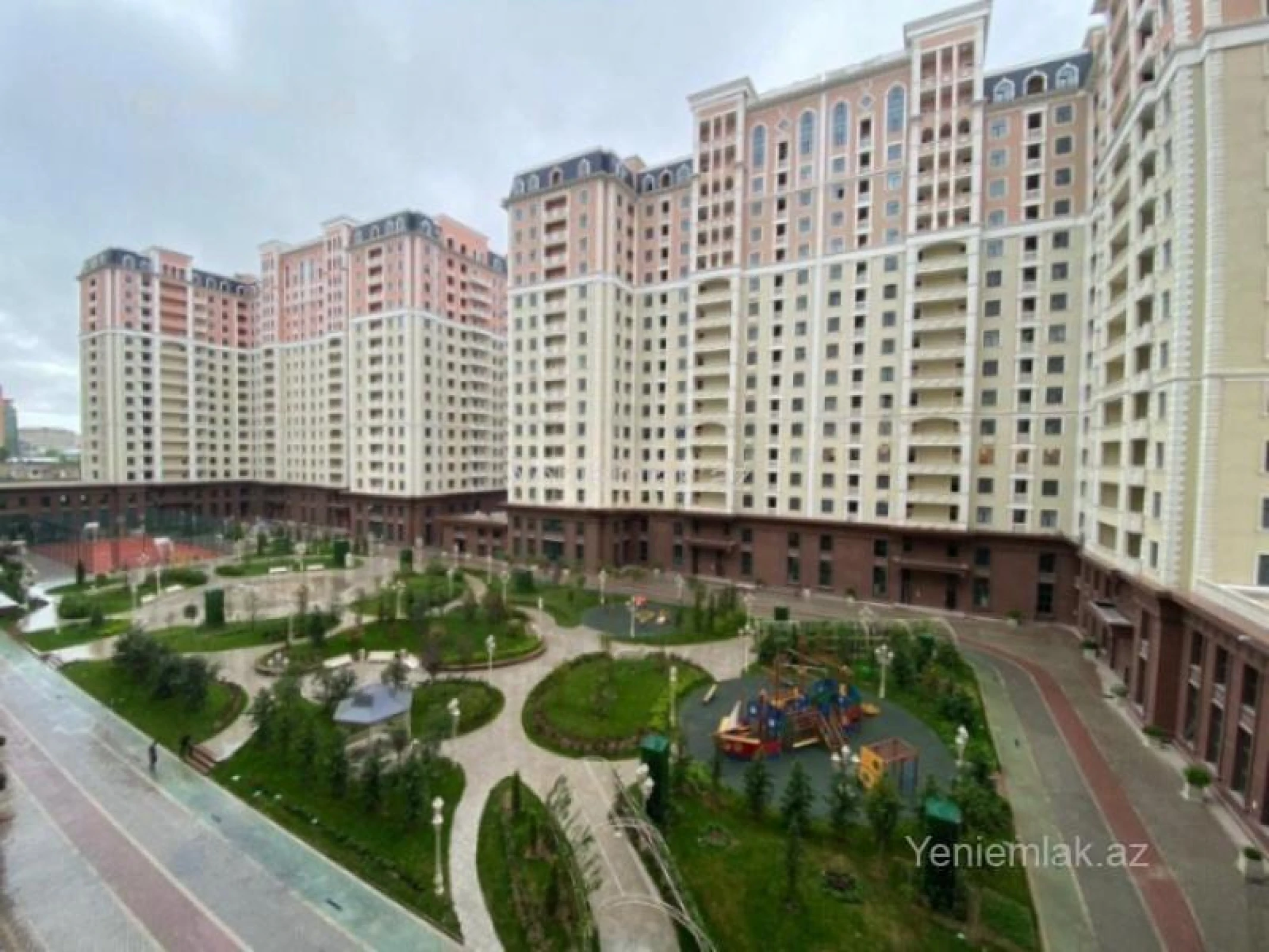 Satılır 2 otaqlı yeni tikili 86 m²