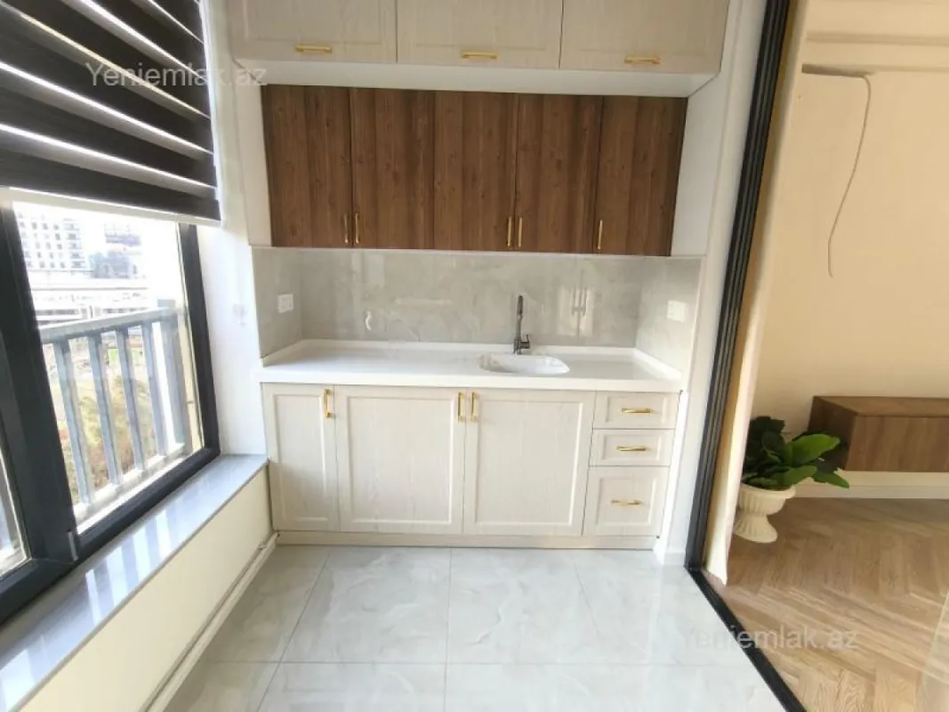 Satılır 3 otaqlı yeni tikili 85 m²