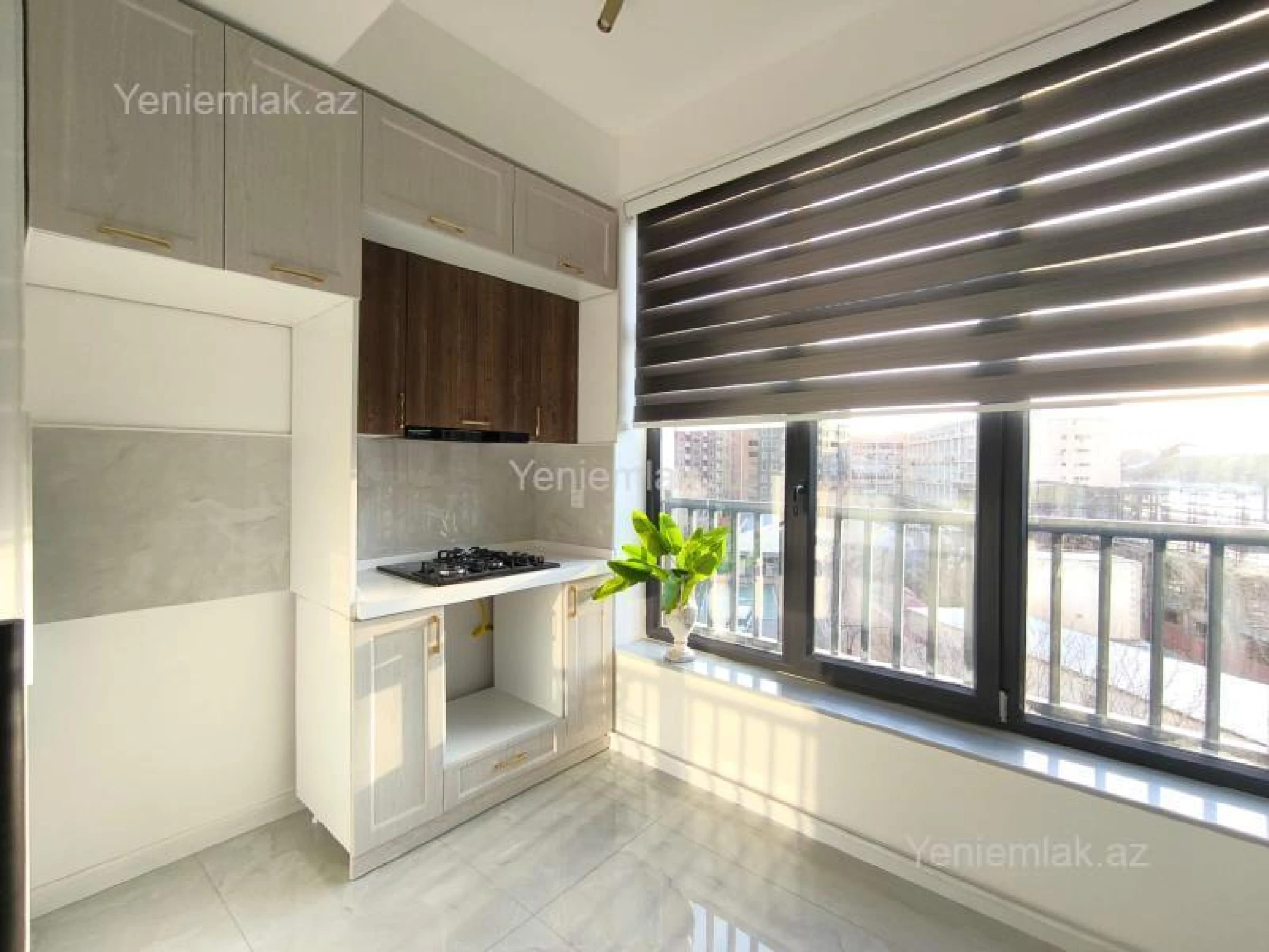 Satılır 3 otaqlı yeni tikili 85 m²
