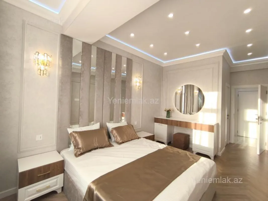 Satılır 3 otaqlı yeni tikili 85 m²