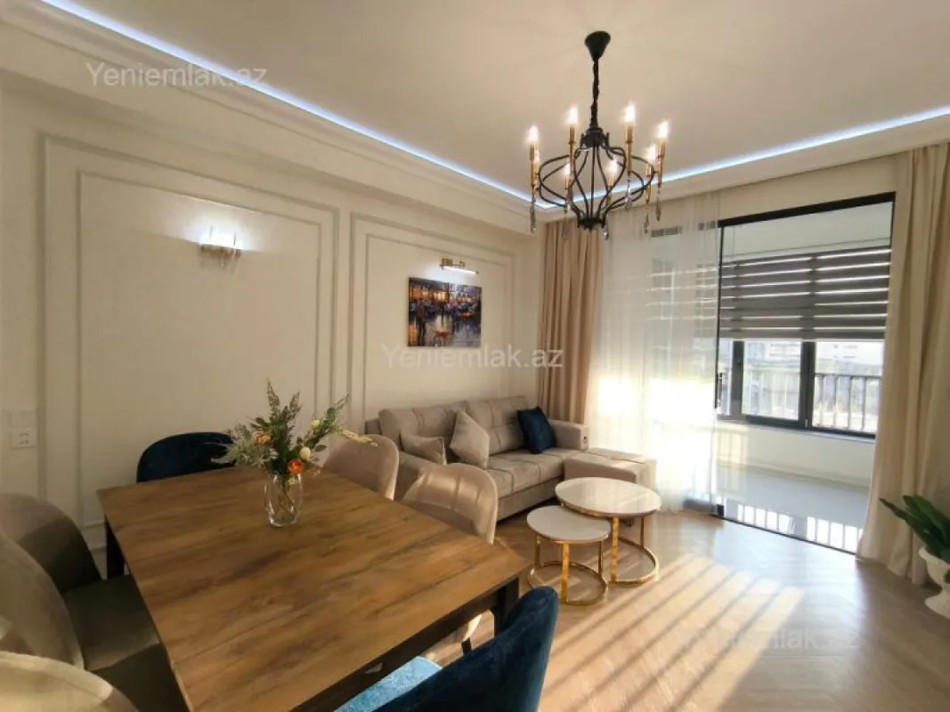 Satılır 3 otaqlı yeni tikili 85 m²