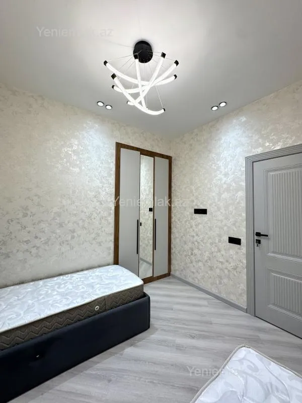 Satılır 3 otaqlı yeni tikili 65 m²