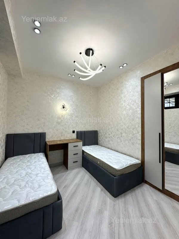 Satılır 3 otaqlı yeni tikili 65 m²