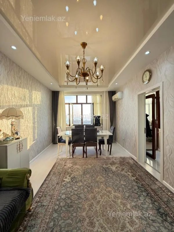 Satılır 2 otaqlı yeni tikili 74 m²