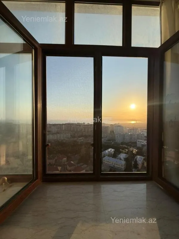 Satılır 2 otaqlı yeni tikili 74 m²