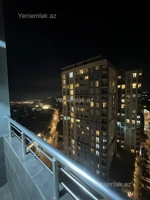 Satılır 3 otaqlı yeni tikili 110 m²