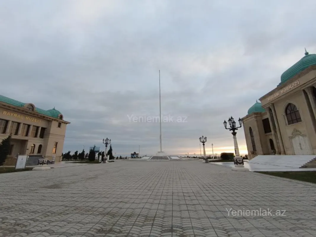Satılır 2 otaqlı yeni tikili 93 m²