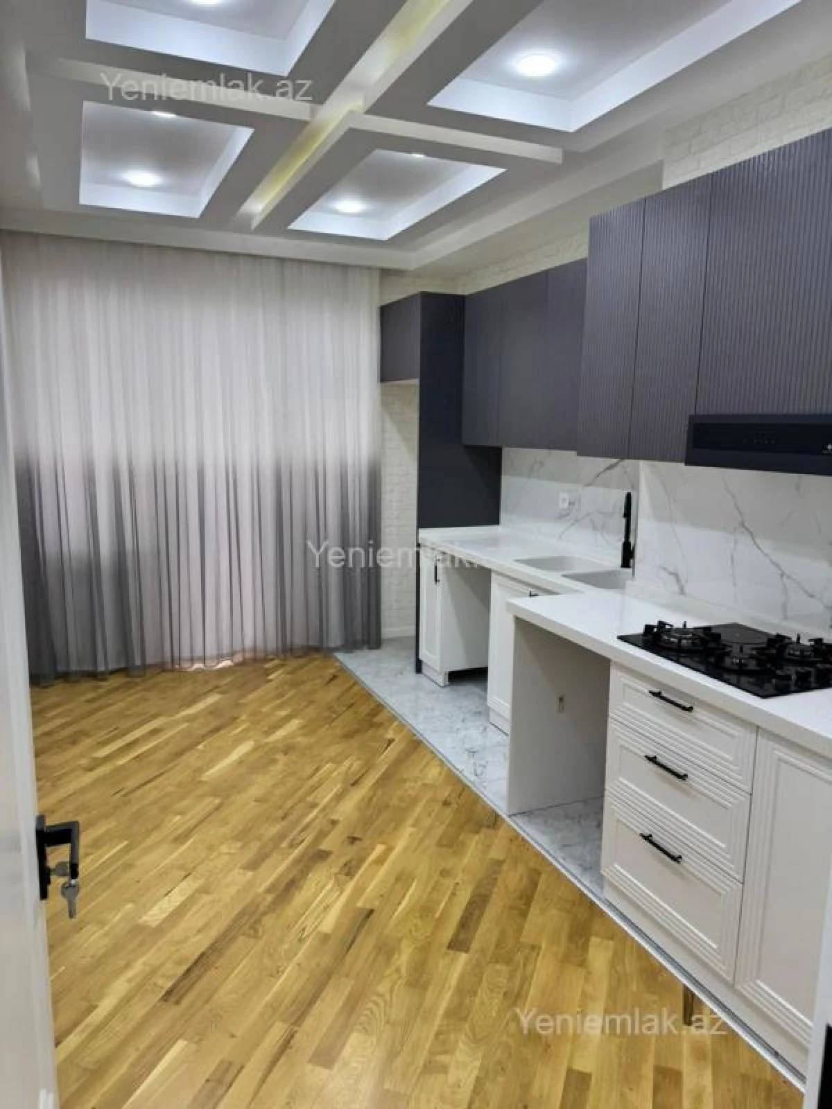 Satılır 4 otaqlı yeni tikili 156 m²
