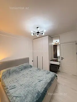 Satılır 2 otaqlı köhnə tikili 55 m²