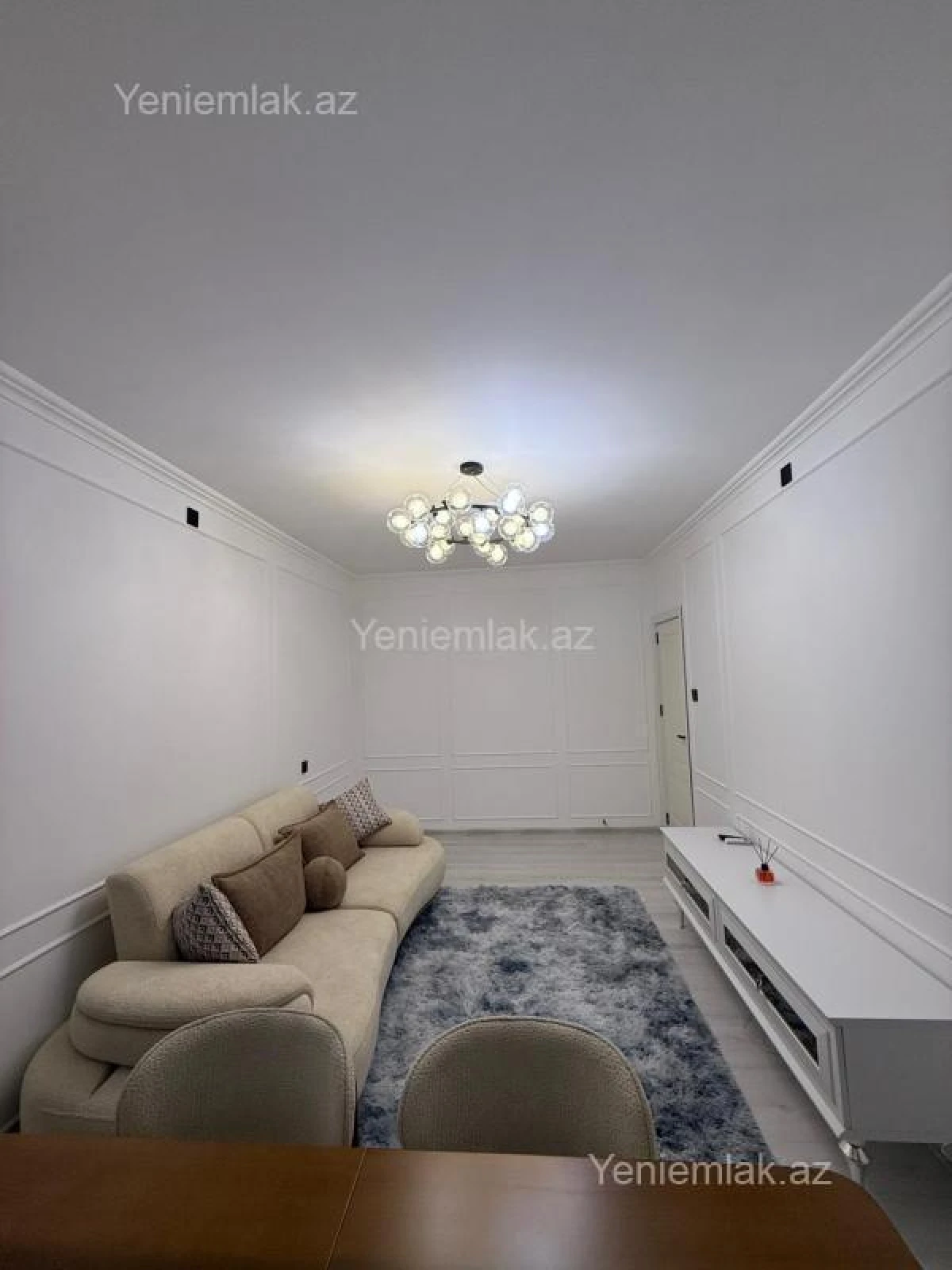 Satılır 2 otaqlı köhnə tikili 55 m²