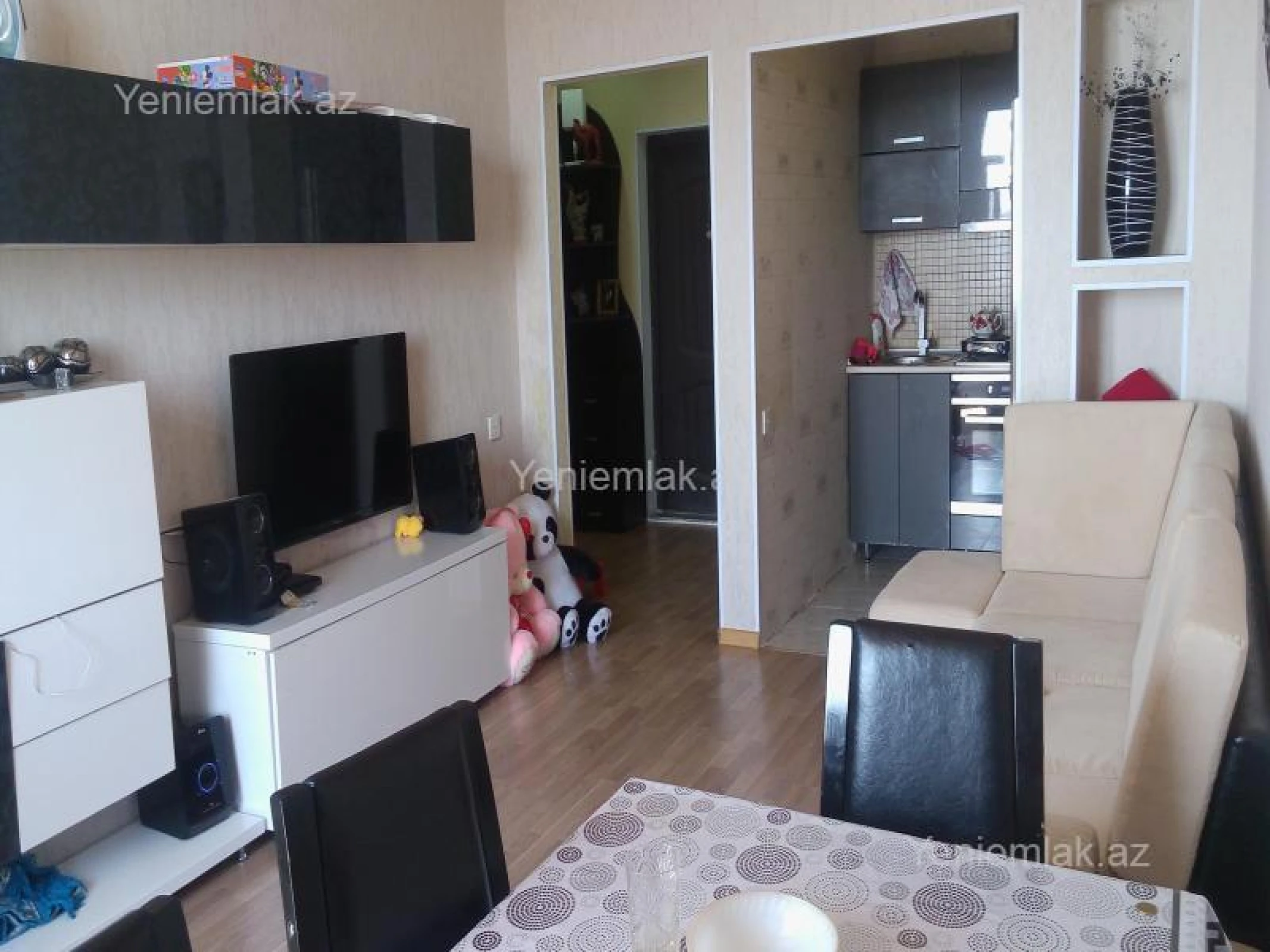 Satılır 2 otaqlı yeni tikili 60 m²