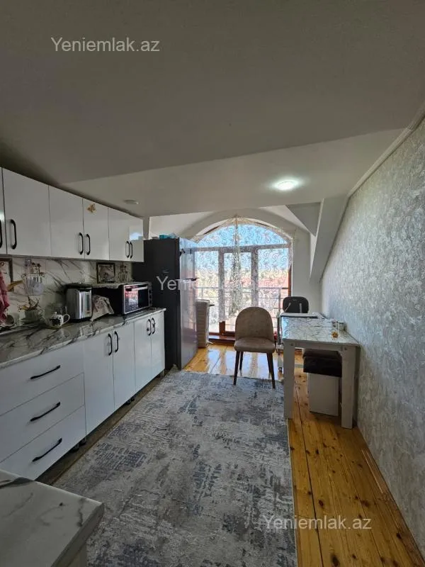 Satılır 2 otaqlı yeni tikili 64 m²