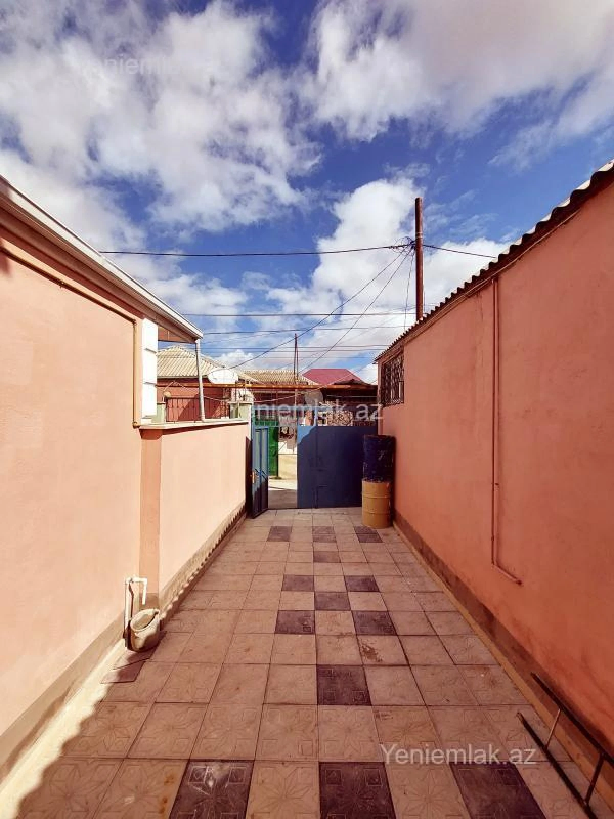 Satılır 3 otaqlı həyət evi 120 m²