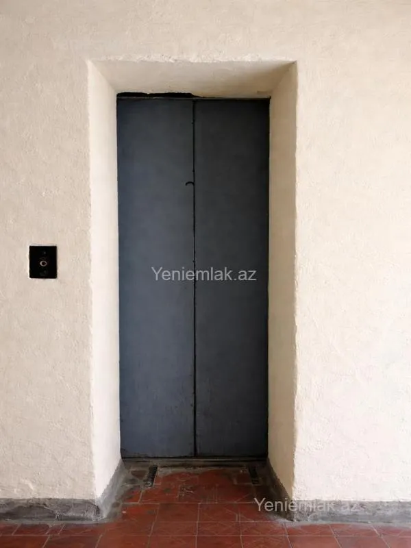 Satılır 2 otaqlı köhnə tikili 48 m²