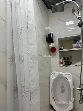 Satılır 2 otaqlı köhnə tikili 45 m²