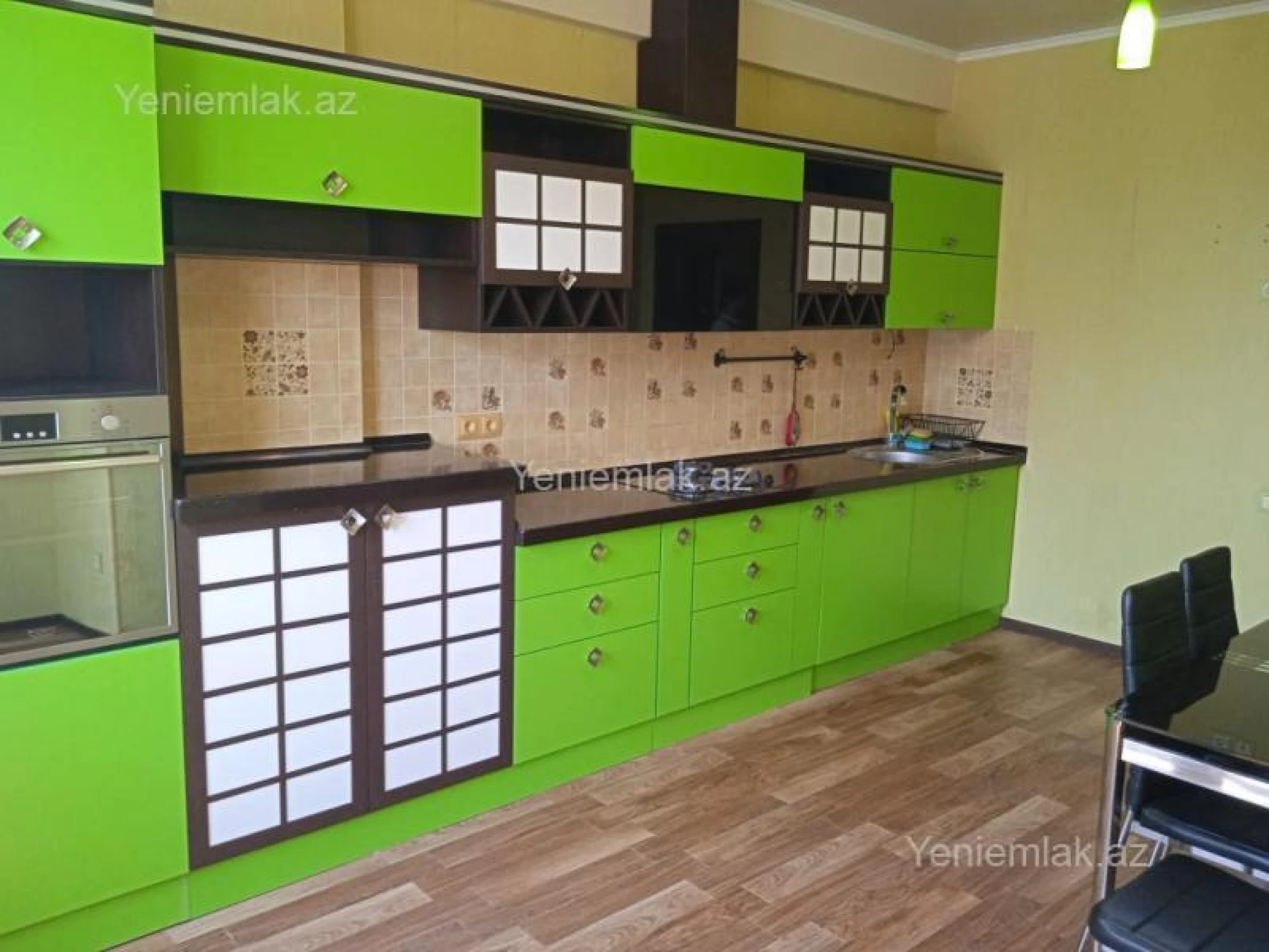 Satılır 2 otaqlı yeni tikili 86 m²